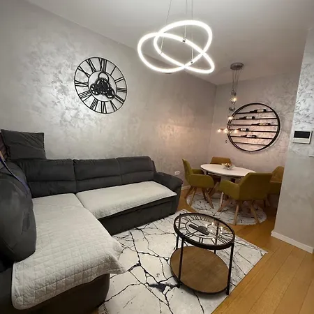 Lux Apartamento